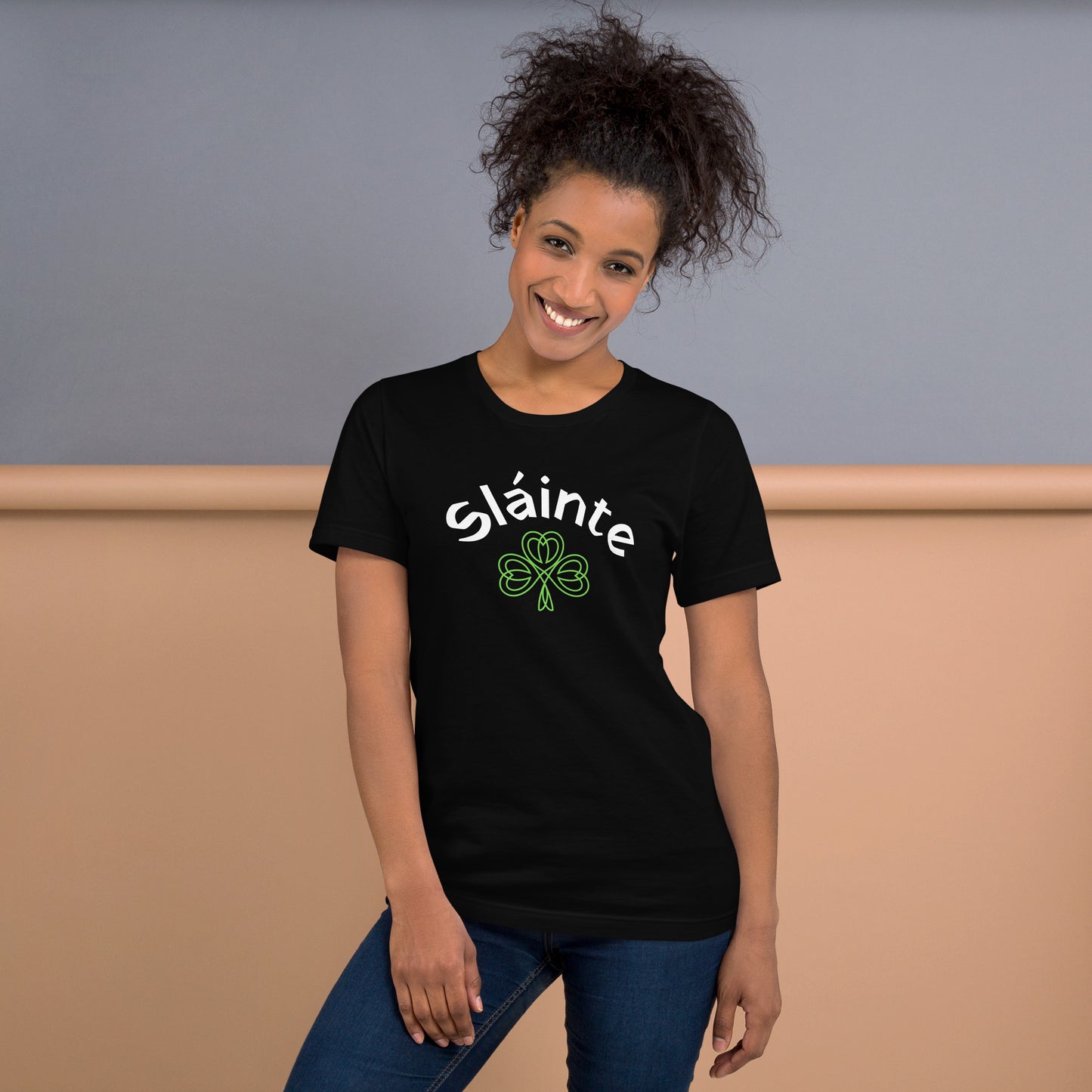 Sláinte Green Shamrock Unisex T-shirt