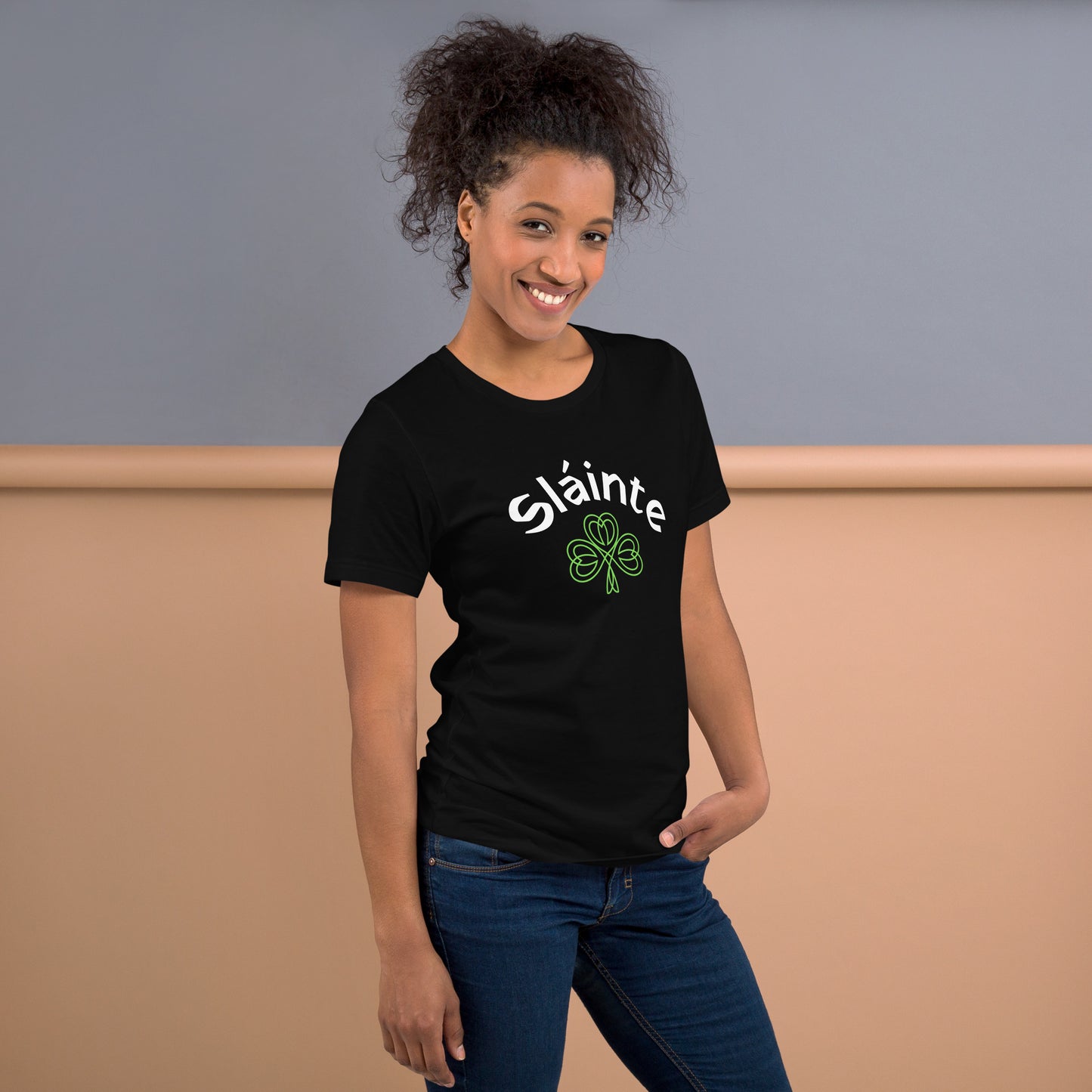 Sláinte Green Shamrock Unisex T-shirt
