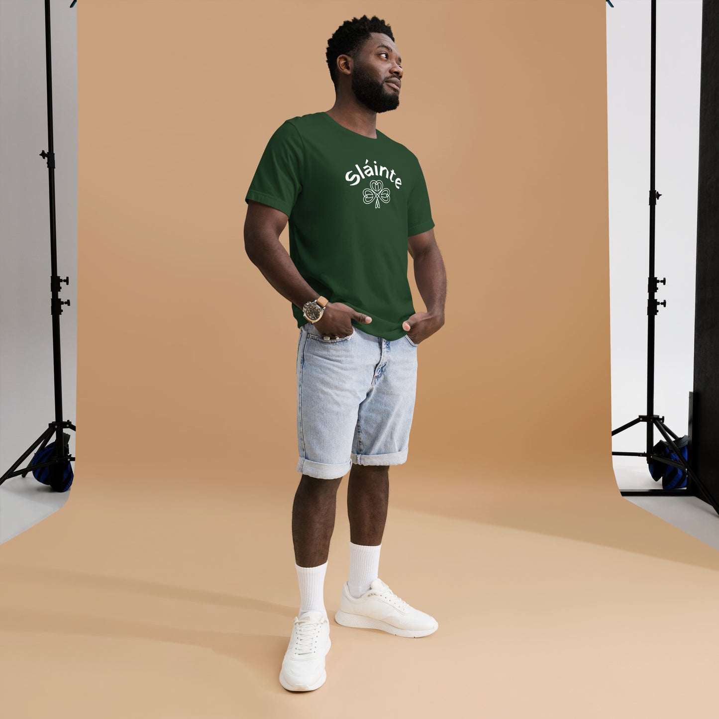 Sláinte White Shamrock Unisex T-shirt
