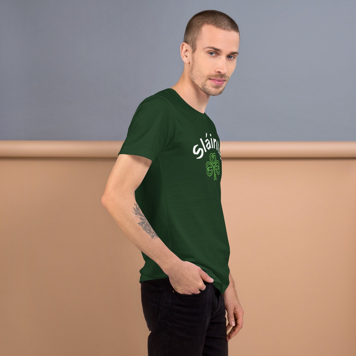 Sláinte Green Shamrock Unisex T-shirt